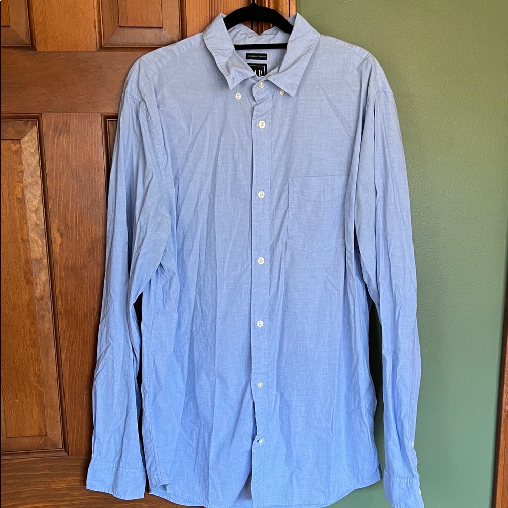 GAP Light Blue Casual Button-Down Shirt